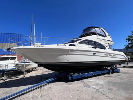Sea Ray 455 Sedan Bridge usado à venda
