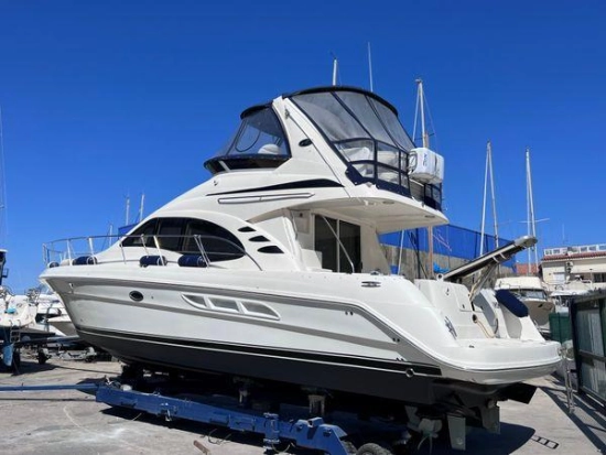 Sea Ray 455 Sedan Bridge usado à venda