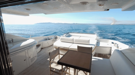 Azimut 68S usado à venda