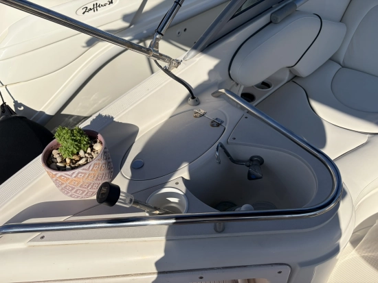 Monterey 250 Cruiser usata in vendita