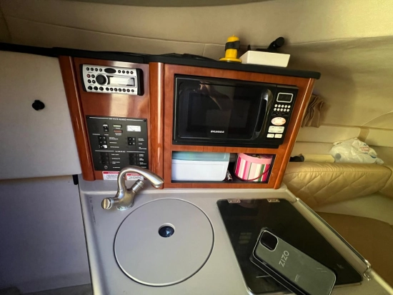 Sea Ray Sundancer 245 usado à venda