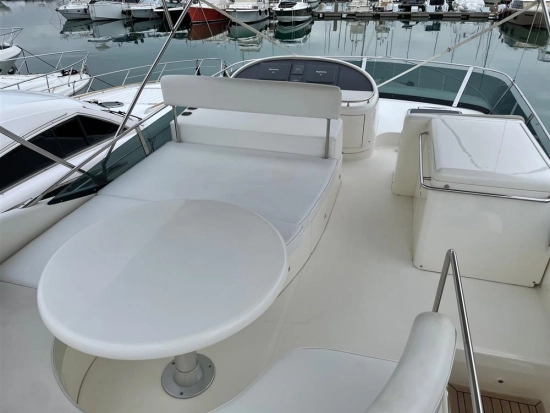 Uniesse 58 Fly usata in vendita