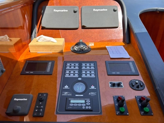 Uniesse 72 Flybridge de segunda mano en venta