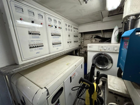 Uniesse 72 Flybridge de segunda mano en venta
