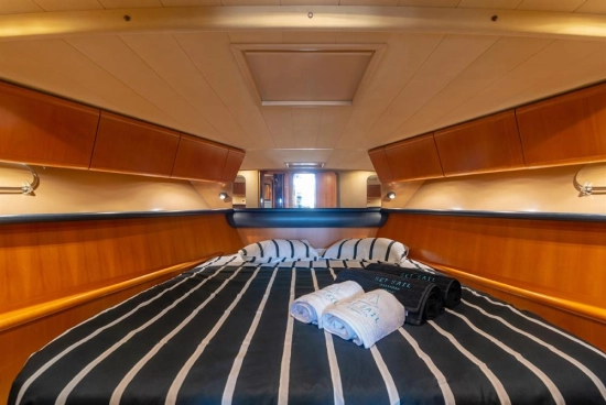 Ferretti Altura 52s usado à venda