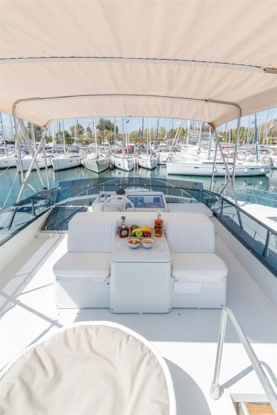 Ferretti Altura 52s usado à venda
