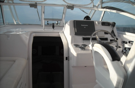 Pro Line Boats 32 Express usado à venda