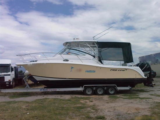 Proline 32 Express usata in vendita