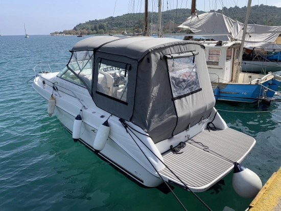 Sea Ray Sundancer 250 usado à venda