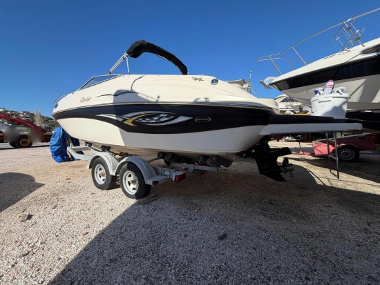 Rinker Captiva 232 Cuddy 2008 Special Edition usata in vendita
