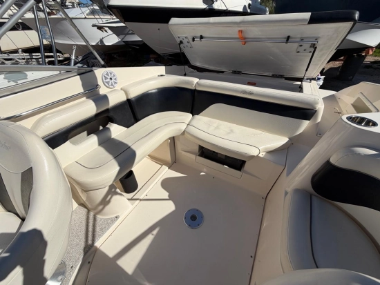 Rinker Captiva 232 Cuddy 2008 Special Edition usata in vendita