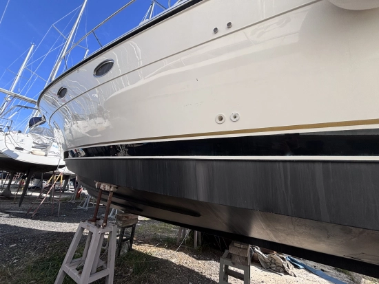 Tiara 3500 Express usata in vendita