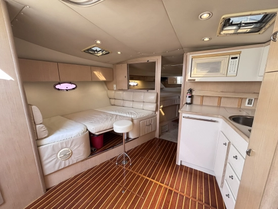 Tiara 3500 Express usata in vendita