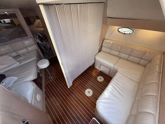 Tiara 3500 Express usata in vendita