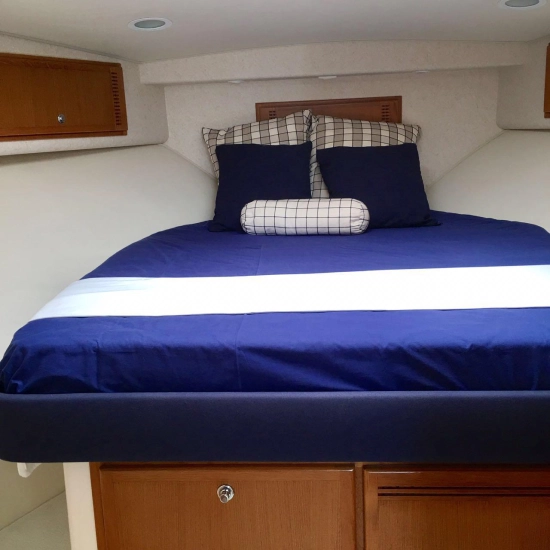 Cabo Yachts Express 40 usata in vendita