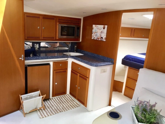 Cabo Yachts Express 40 usata in vendita
