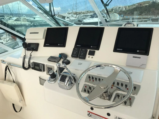 Cabo Yachts Express 40 usata in vendita