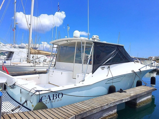 Cabo Yachts Express 40 usata in vendita