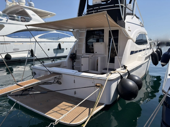 Bertram 390 Convertible usado à venda