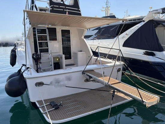 Bertram 390 Convertible usado à venda