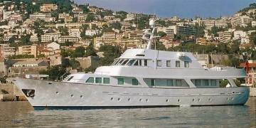 Benetti 32 metre usado à venda
