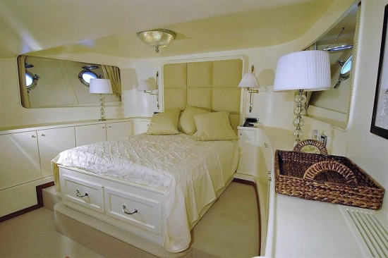 Benetti 32 metre usado à venda