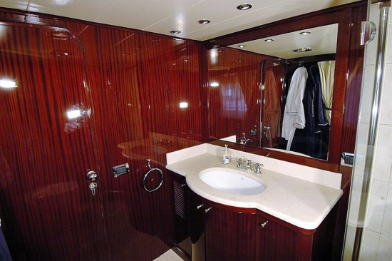 Benetti 32 metre usado à venda