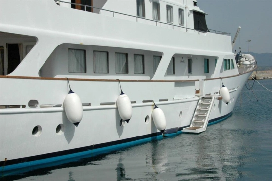 Benetti 32 metre usado à venda