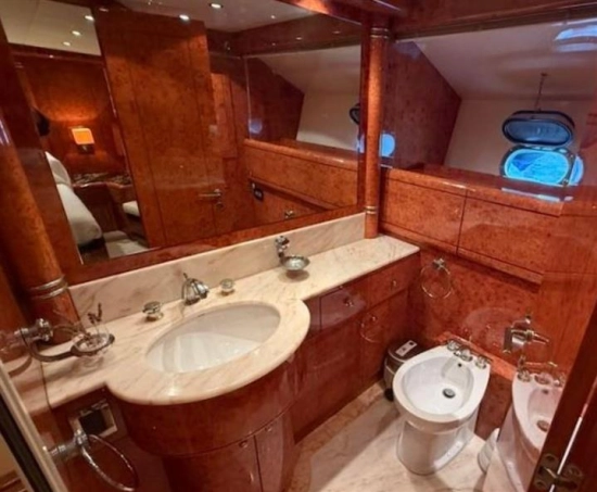 Overmarine MANGUSTA 72 usado à venda