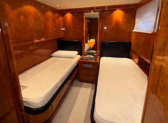 Overmarine MANGUSTA 72 usado à venda