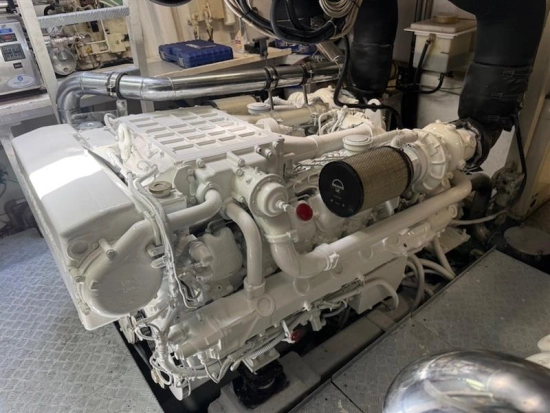 Overmarine MANGUSTA 72 usado à venda