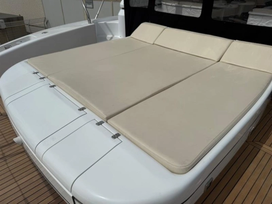 Overmarine MANGUSTA 72 usado à venda