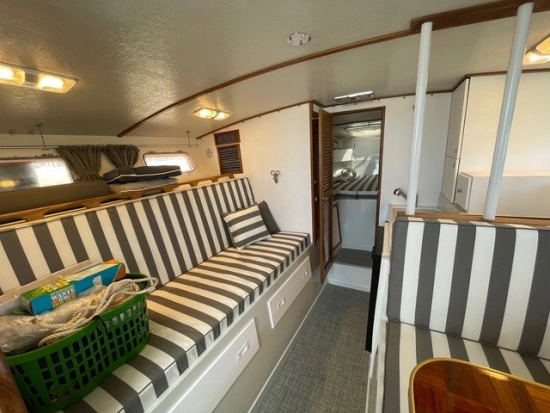 Magnum Marine 35 Hard Top usata in vendita
