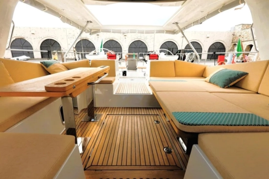 Jeanneau Sun Odyssey 64 usado à venda