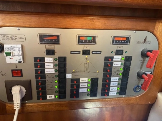 Bavaria Yachts 350 Lagoon usado à venda