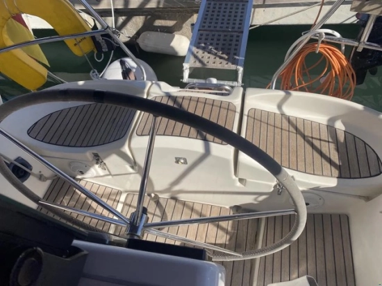 Bavaria Yachts 350 Lagoon usado à venda