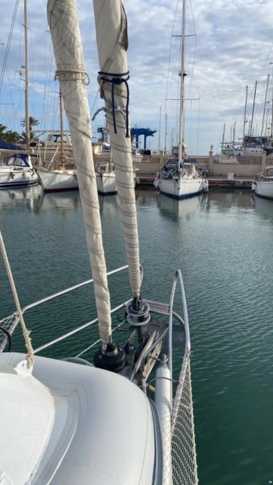 Bavaria Yachts 350 Lagoon usado à venda