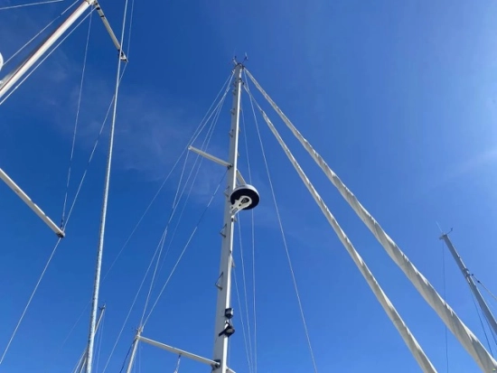 Bavaria Yachts 350 Lagoon usado à venda