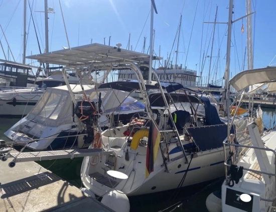 Bavaria Yachts 350 Lagoon usado à venda