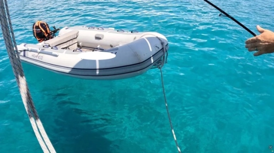 Bavaria Yachts 350 Lagoon usado à venda