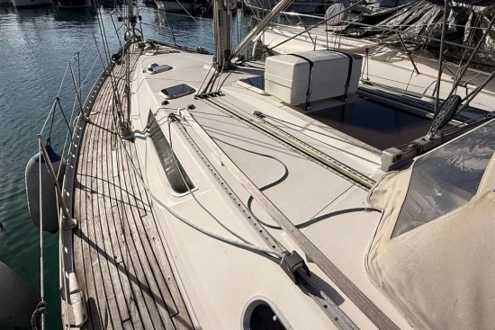 Jeanneau 42.2 de segunda mano en venta