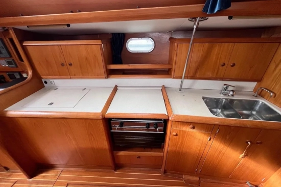 Jeanneau 42.2 de segunda mano en venta