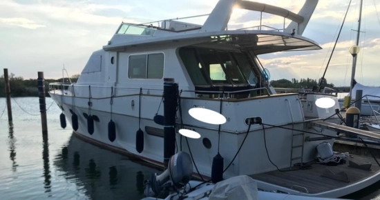 Alfamarine 16.50 usado à venda