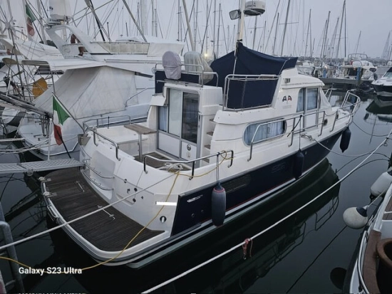 Nimbus 340 Commander usata in vendita