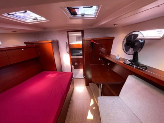 Hanse 470E usado à venda