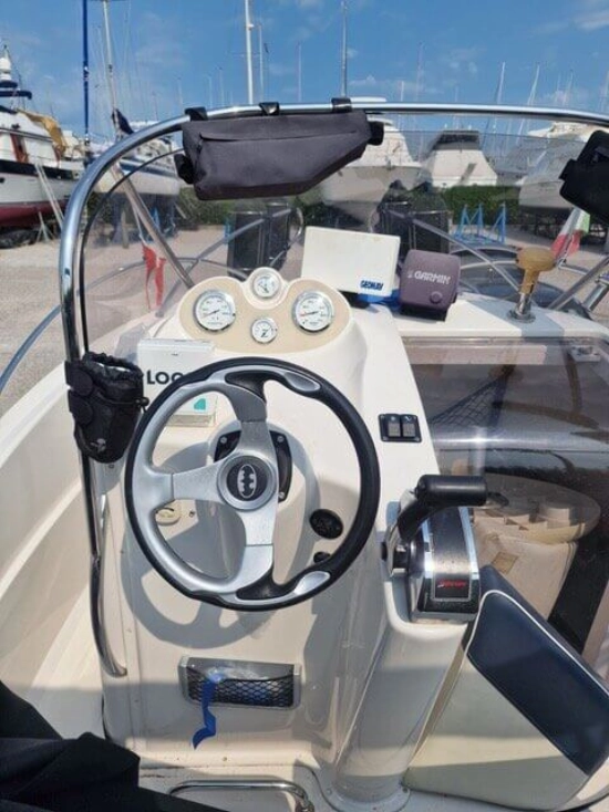 Quicksilver 555 usata in vendita