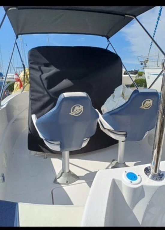 Quicksilver 555 usata in vendita