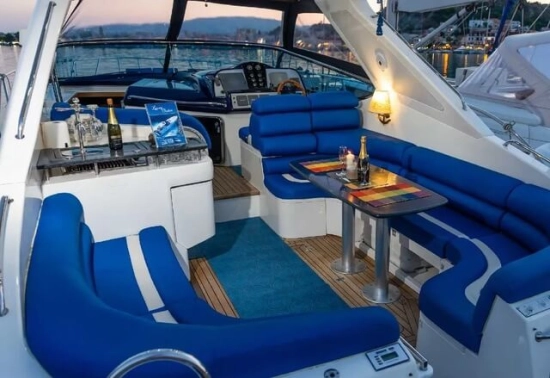 Sealine S48 usado à venda