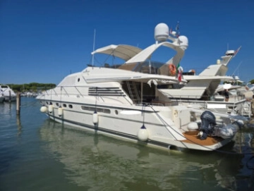 Fairline Squadron 62 65 usata in vendita
