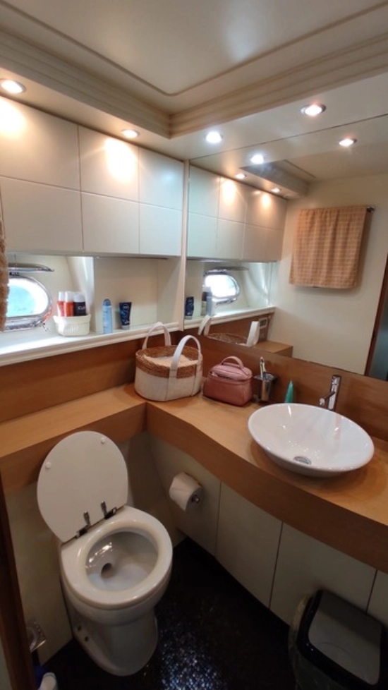 AB Yachts 68 usado à venda